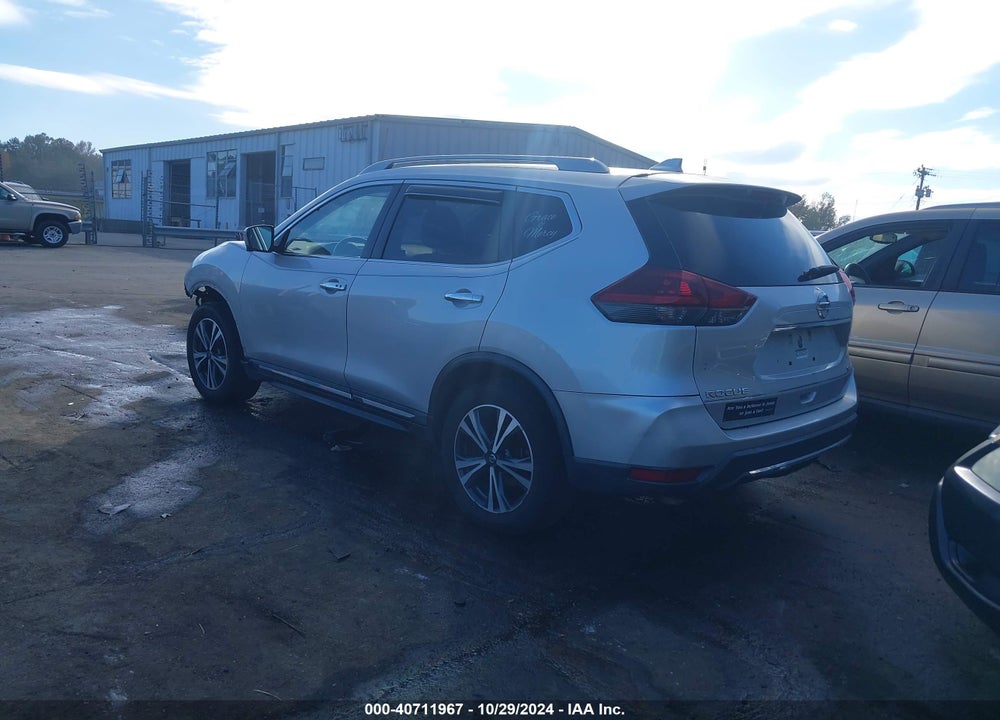 2018 NISSAN ROGUE SL VIN: 5N1AT2MV2JC801165