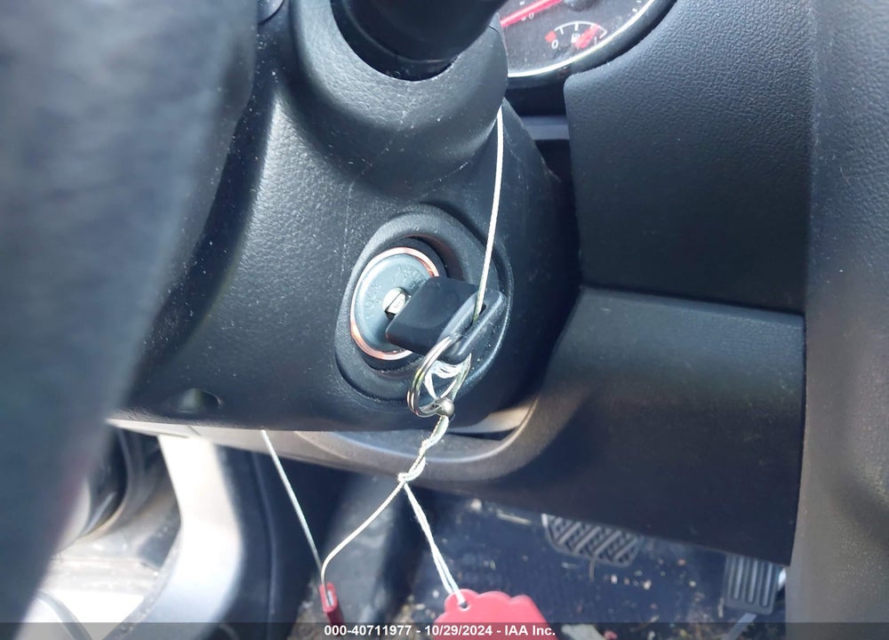 2013 NISSAN ROGUE S VIN: JN8AS5MV2DW139975
