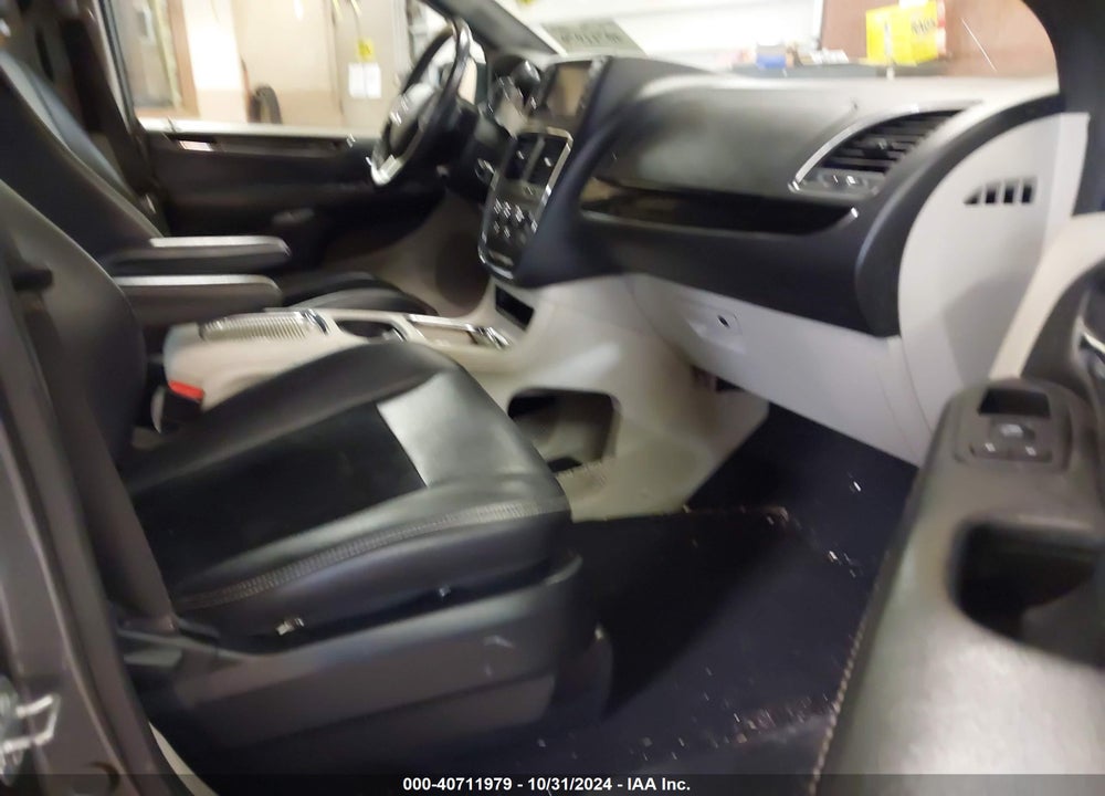 2018 DODGE GRAND CARAVAN SXT VIN: 2C4RDGCG2JR341890