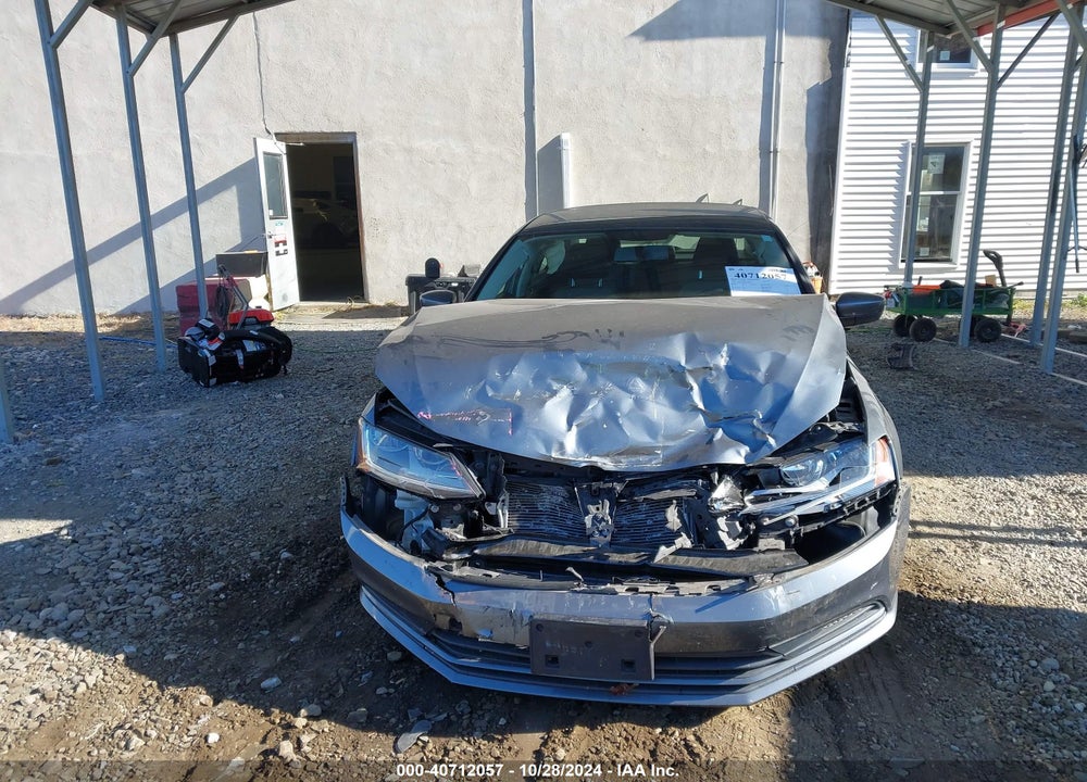 2018 VOLKSWAGEN JETTA 1.4T S VIN: 3VW2B7AJ2JM227429