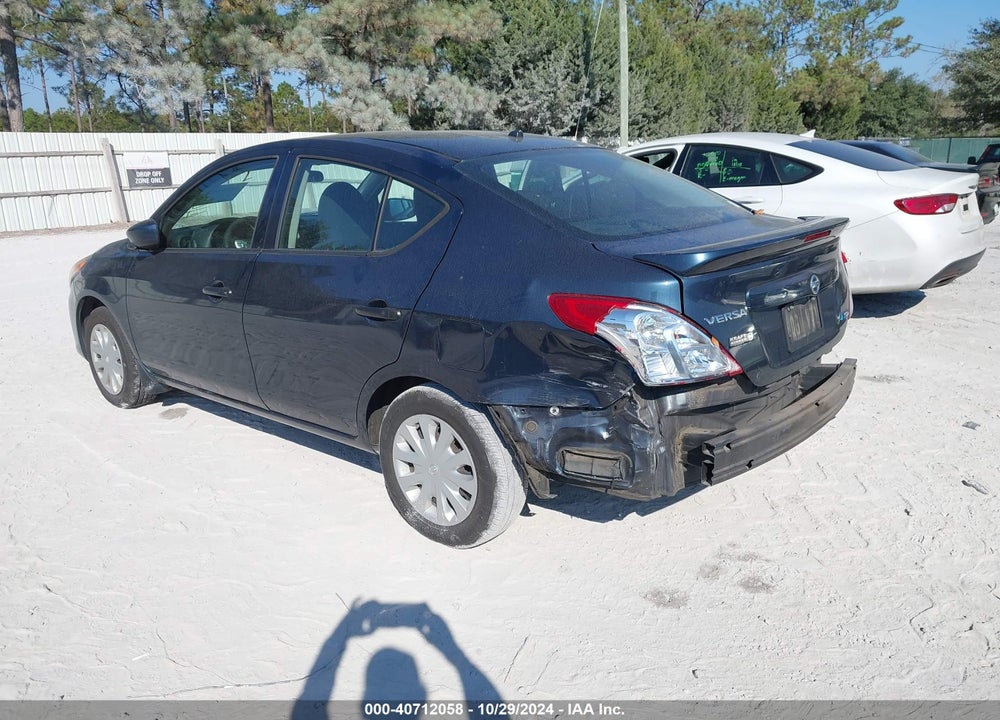 2016 NISSAN VERSA 1.6 S+ VIN: 3N1CN7AP2GL902717