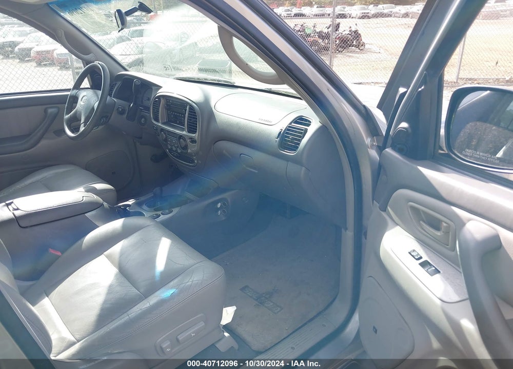 2002 TOYOTA SEQUOIA LIMITED V8 VIN: 5TDBT48A32S084674