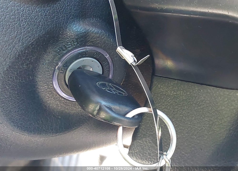 2012 TOYOTA CAMRY SE VIN: 4T1BF1FK3CU063964