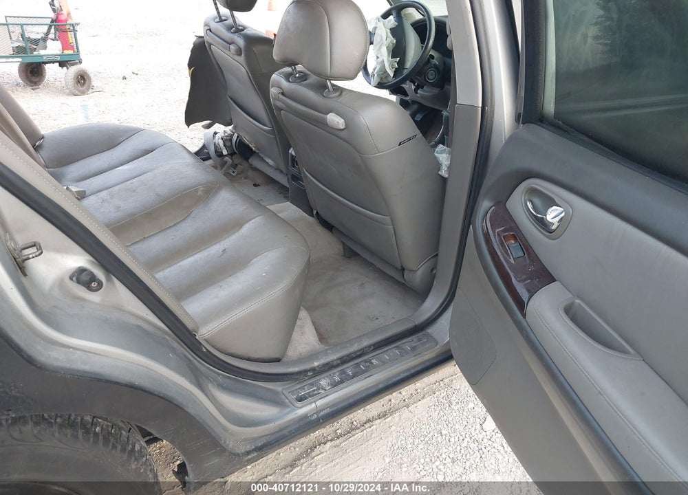 2001 INFINITI I30 LUXURY VIN: JNKCA31A01T001621