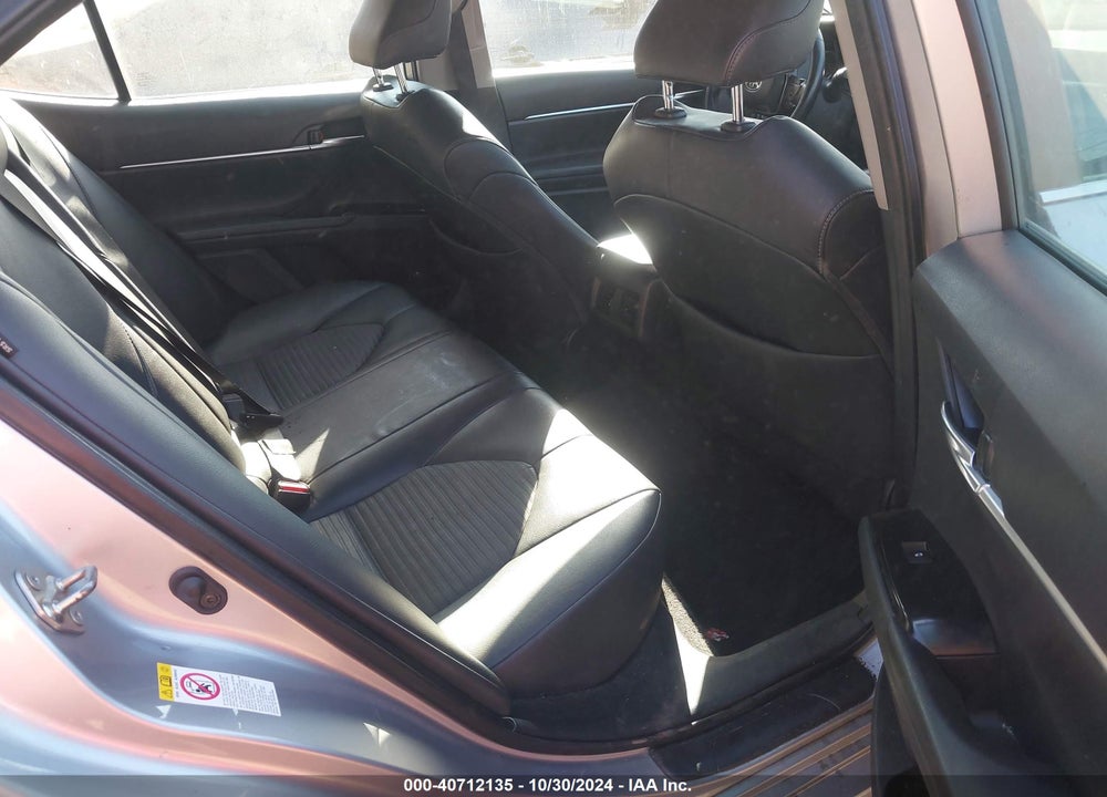 2019 TOYOTA CAMRY SE VIN: 4T1B11HK9KU212100