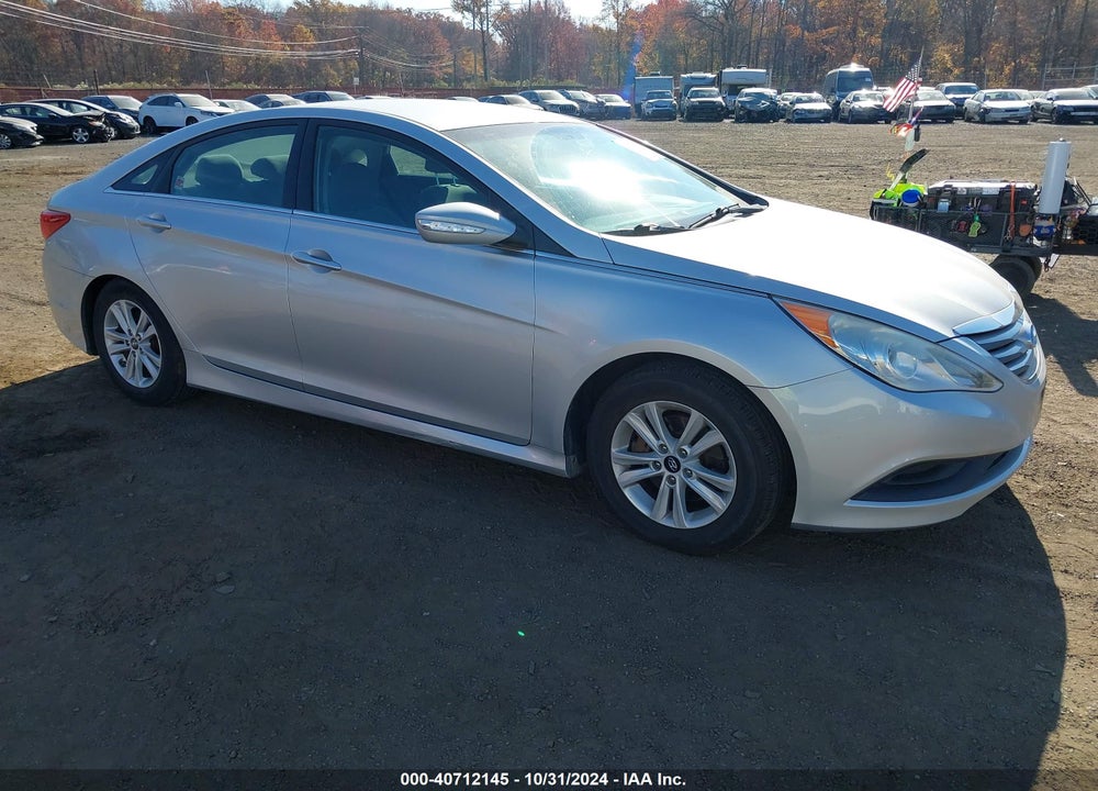 2014 HYUNDAI SONATA GLS VIN: 5NPEB4AC7EH817671