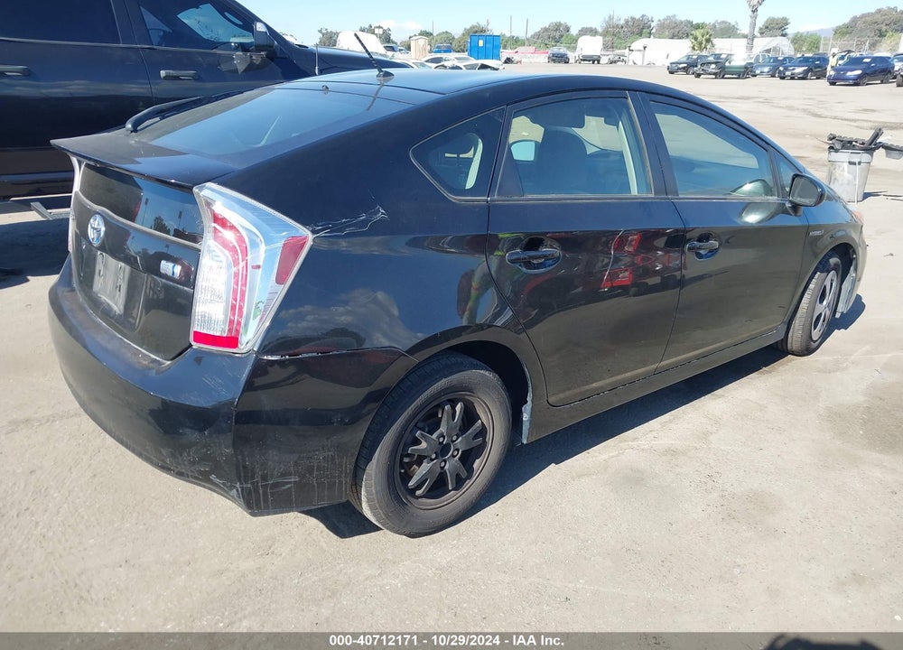 2015 TOYOTA PRIUS TWO VIN: JTDKN3DU8F0466096