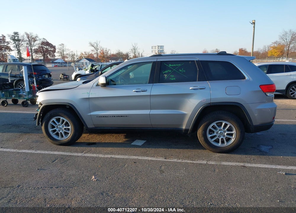 2018 JEEP GRAND CHEROKEE LAREDO E 4X4 VIN: 1C4RJFAG4JC421707