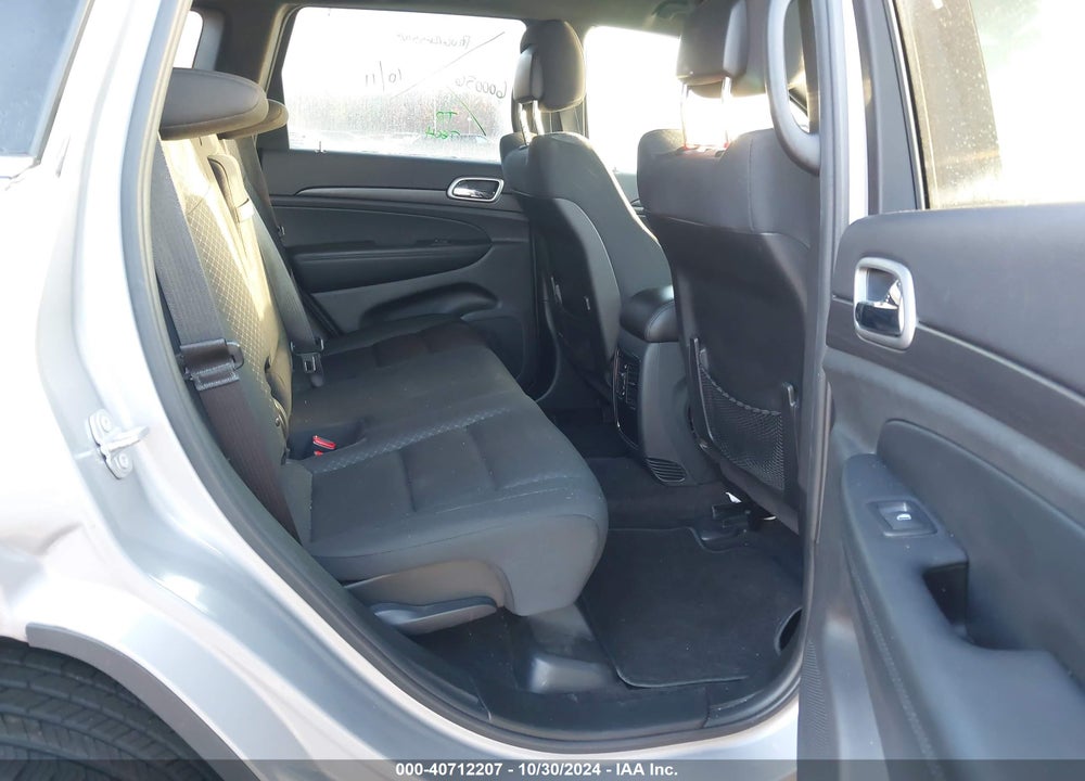 2018 JEEP GRAND CHEROKEE LAREDO E 4X4 VIN: 1C4RJFAG4JC421707