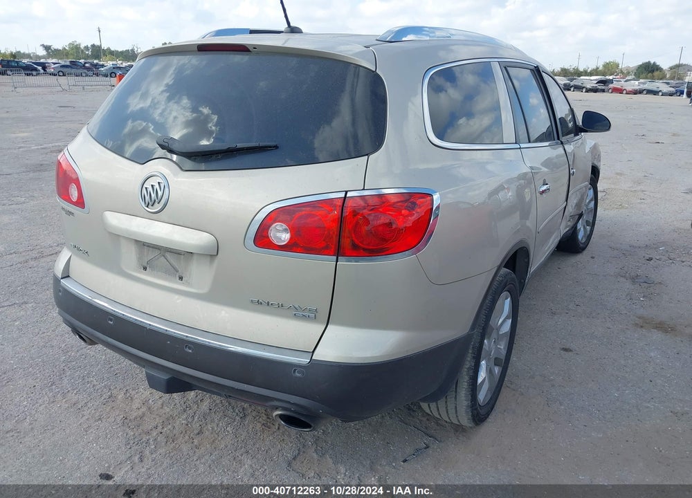 2011 BUICK ENCLAVE 2XL VIN: 5GAKRCED0BJ112940