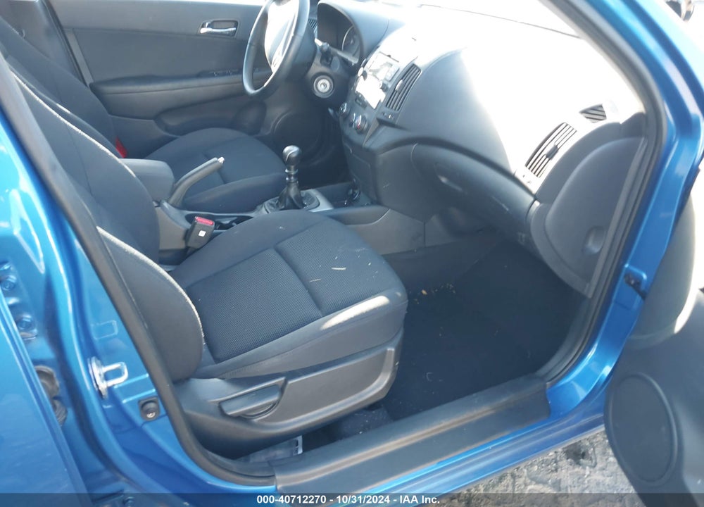 2009 HYUNDAI ELANTRA TOURING VIN: KMHDC86E79U031743