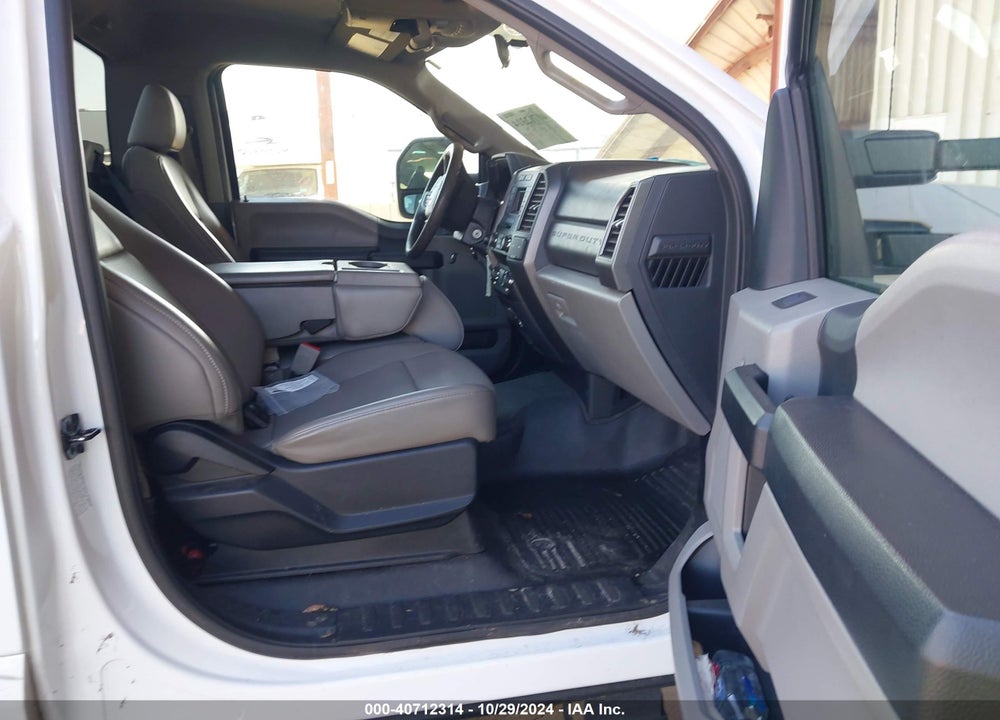 2019 FORD F-350 XL VIN: 1FTRF3DT2KEG19281