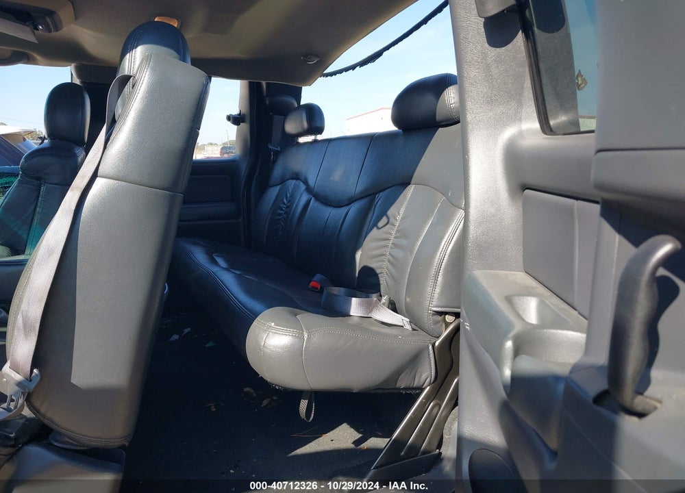 2000 CHEVROLET SILVERADO 1500 LT VIN: 1GCEK19T2YE326514
