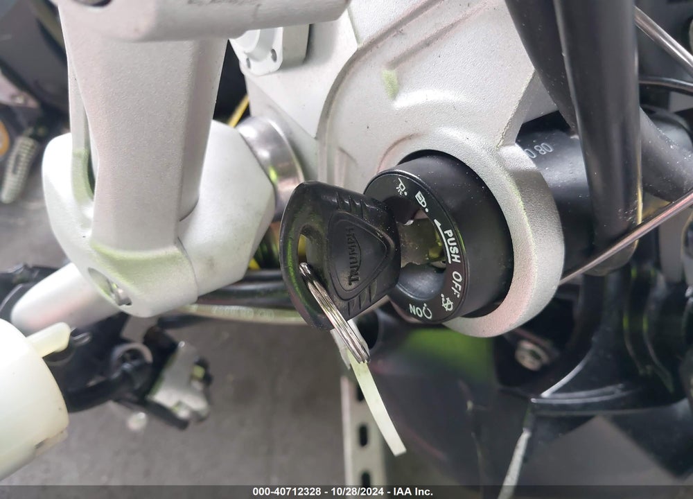 2013 TRIUMPH MOTORCYCLE SPEED TRIPLE ABS VIN: SMTN01PKXDT570967