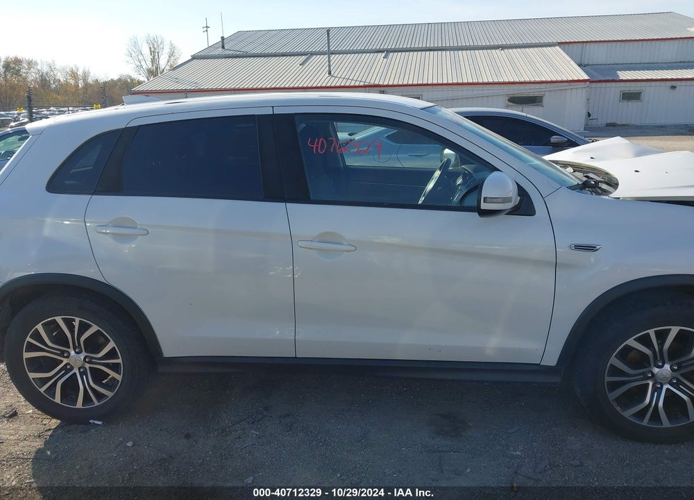 2018 MITSUBISHI OUTLANDER SPORT 2.0 ES VIN: JA4AR3AU1JZ018060