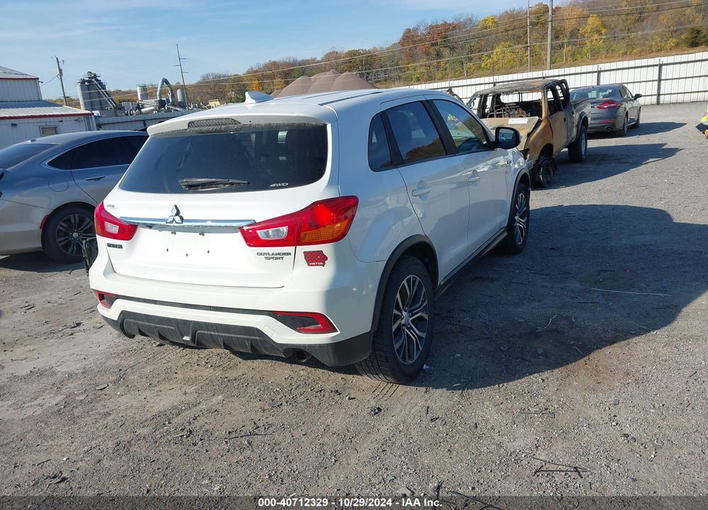 2018 MITSUBISHI OUTLANDER SPORT 2.0 ES VIN: JA4AR3AU1JZ018060