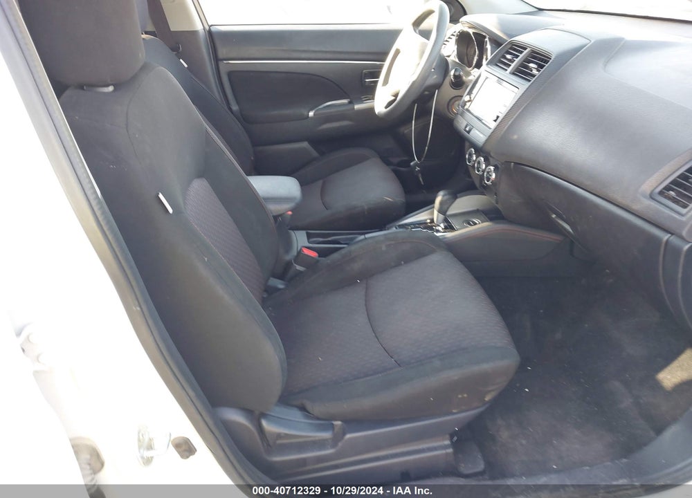 2018 MITSUBISHI OUTLANDER SPORT 2.0 ES VIN: JA4AR3AU1JZ018060