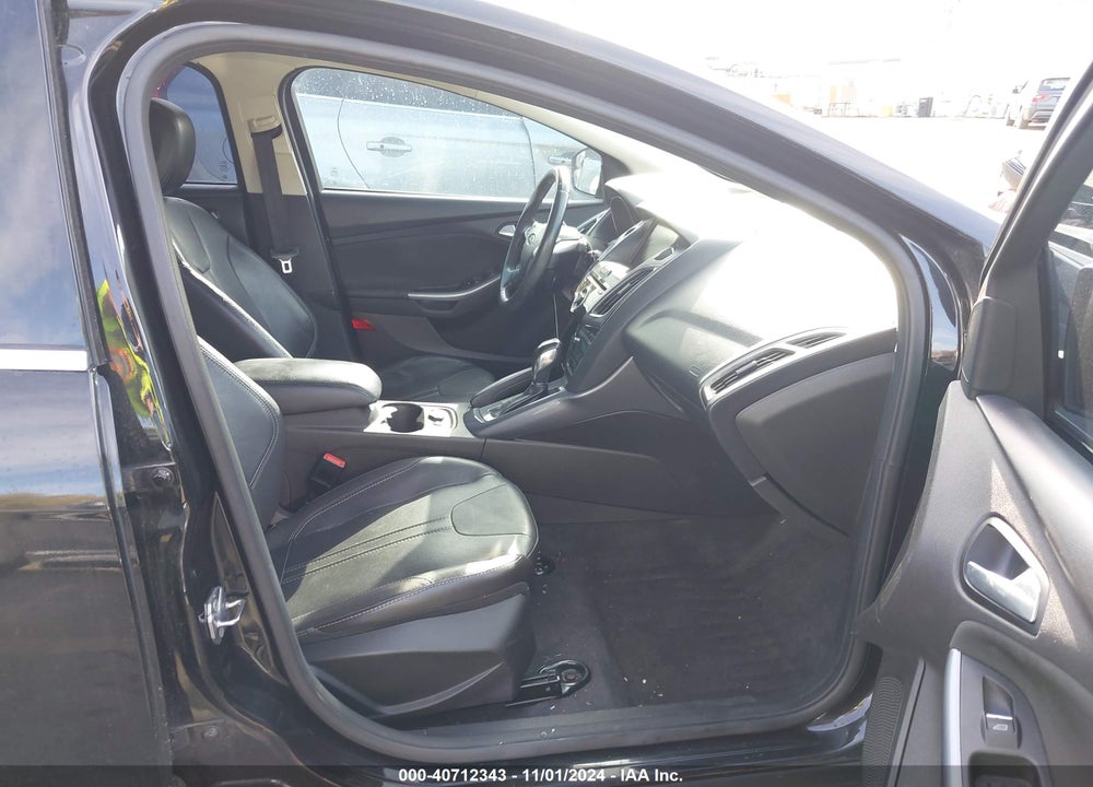 2013 FORD FOCUS TITANIUM VIN: 1FADP3J22DL108483