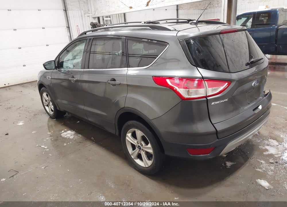 2015 FORD ESCAPE SE VIN: 1FMCU9GX5FUA09590
