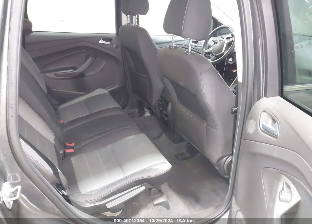 2015 FORD ESCAPE SE VIN: 1FMCU9GX5FUA09590