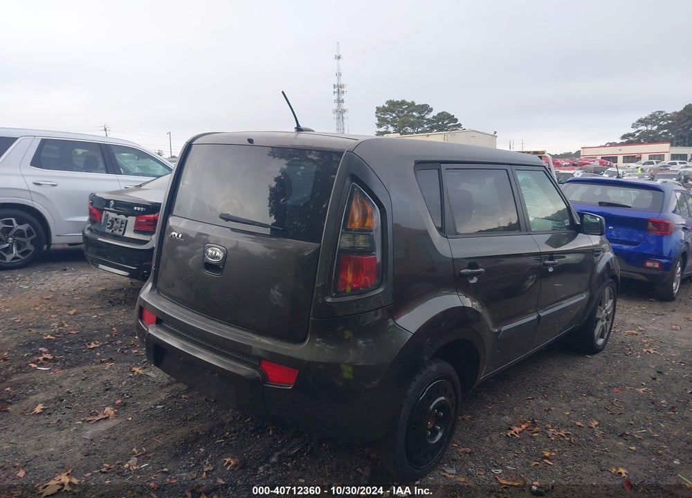 2011 KIA SOUL VIN: KNDJT2A22B7226574