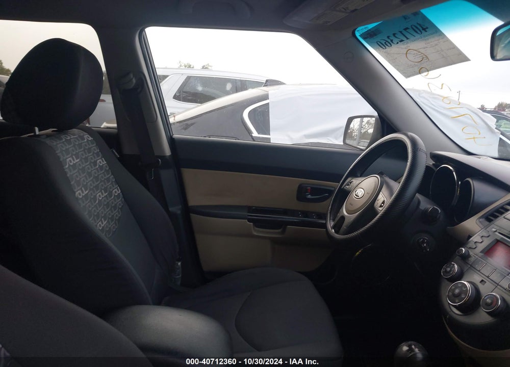 2011 KIA SOUL VIN: KNDJT2A22B7226574