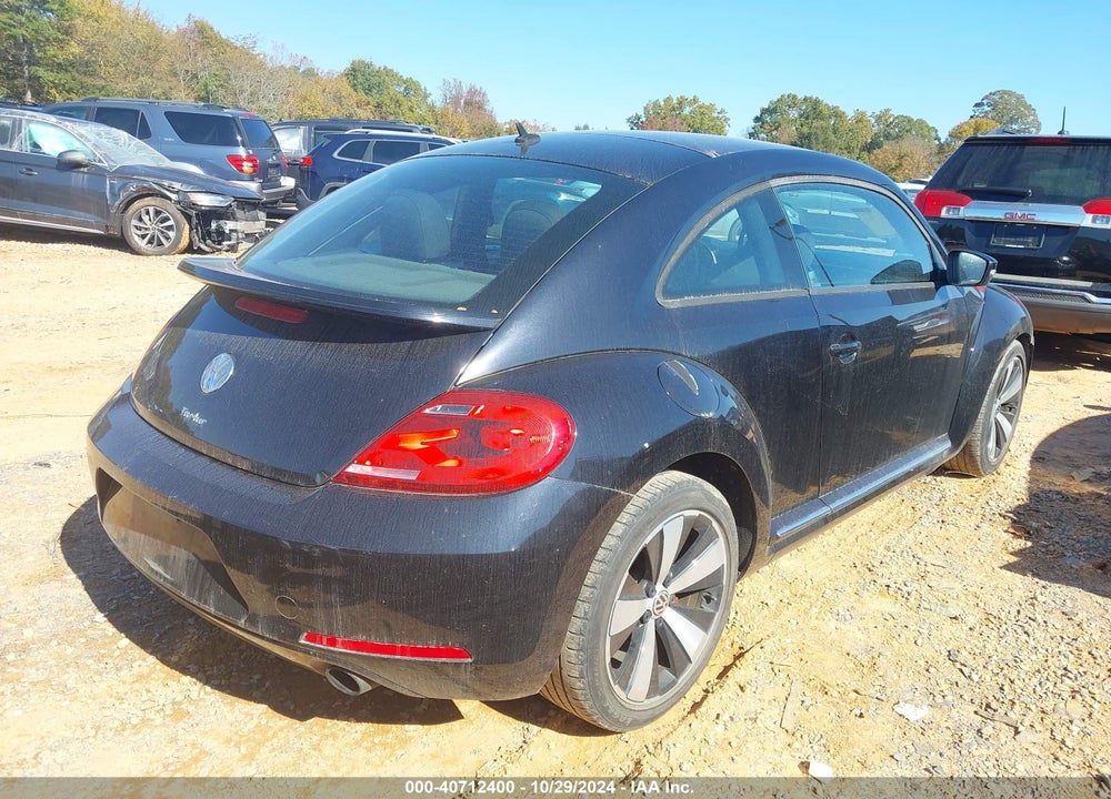 2012 VOLKSWAGEN BEETLE 2.0T TURBO VIN: 3VWVA7AT5CM659646