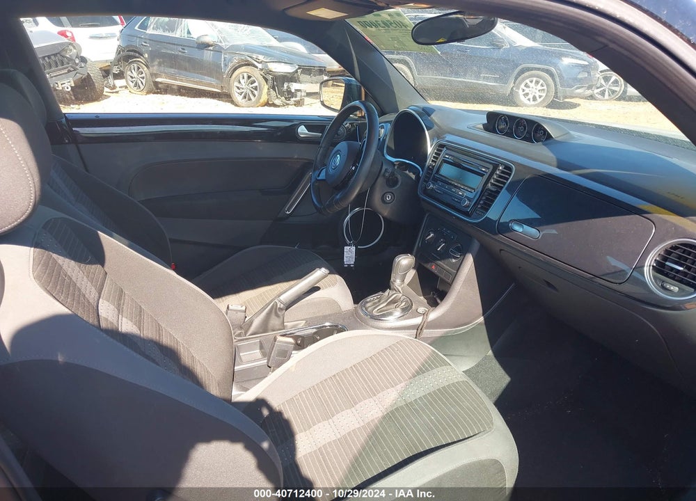 2012 VOLKSWAGEN BEETLE 2.0T TURBO VIN: 3VWVA7AT5CM659646