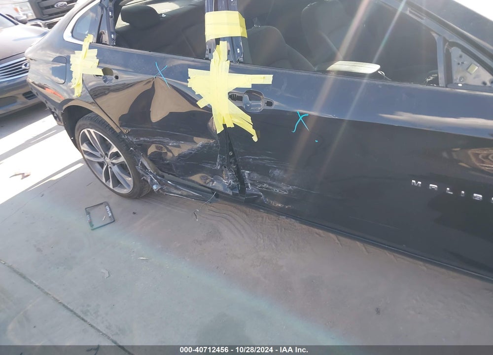 2022 CHEVROLET MALIBU VIN: 1G1ZD5ST8NF121629