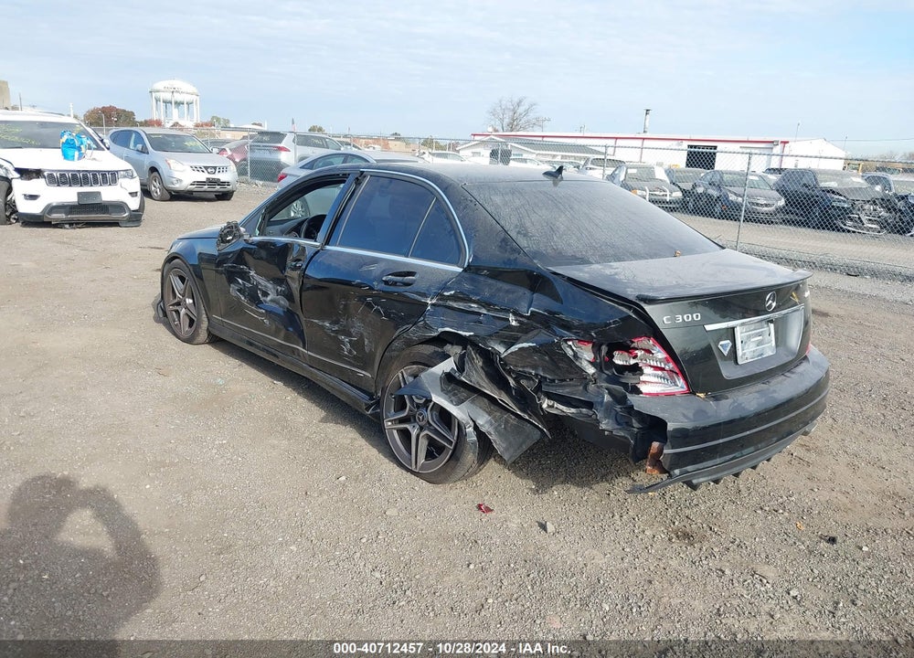 2011 MERCEDES-BENZ C 300 LUXURY 4MATIC/SPORT 4MATIC VIN: WDDGF8BB1BR182645