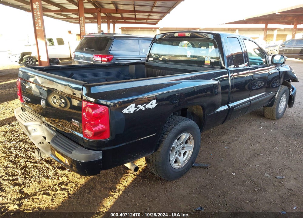 2005 DODGE DAKOTA SLT VIN: 1D7HW42N15S153683