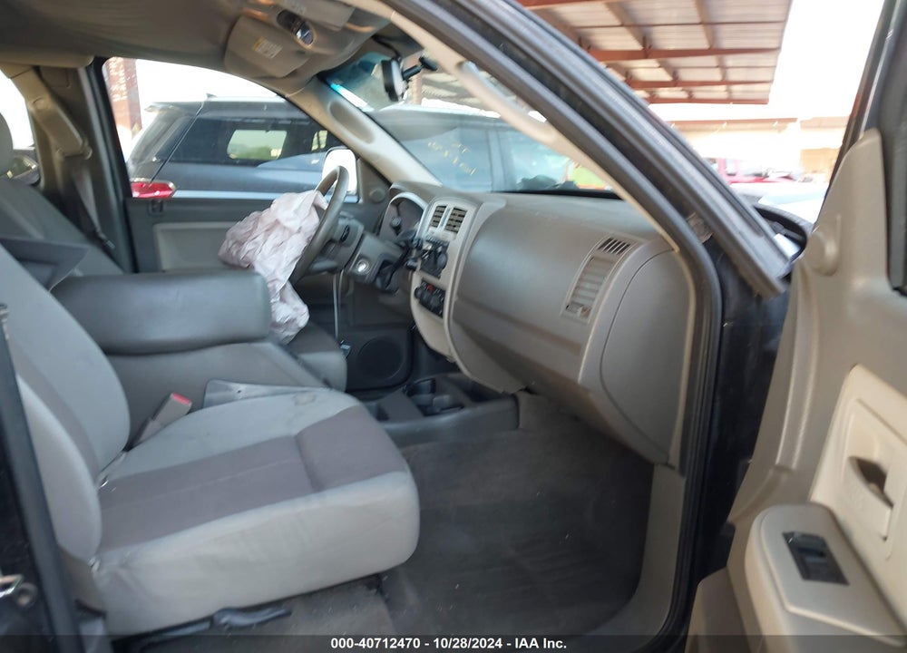 2005 DODGE DAKOTA SLT VIN: 1D7HW42N15S153683