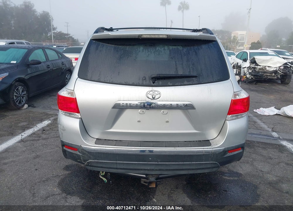 2013 TOYOTA HIGHLANDER SE V6 VIN: 5TDZK3EH6DS090131