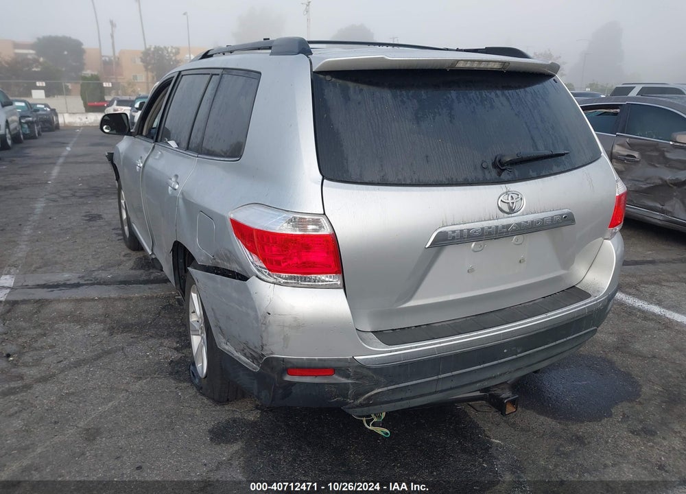 2013 TOYOTA HIGHLANDER SE V6 VIN: 5TDZK3EH6DS090131