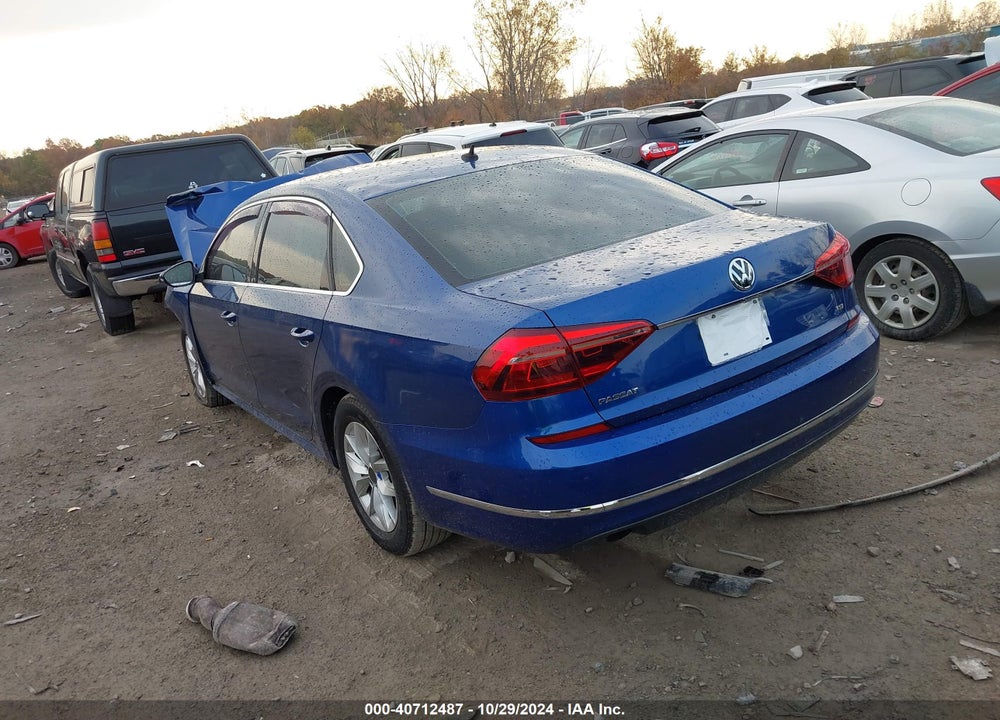 2017 VOLKSWAGEN PASSAT VIN: 1VWAT7A39HC073839