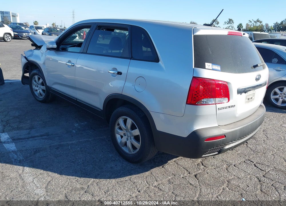 2013 KIA SORENTO LX VIN: 5XYKT4A16DG396238
