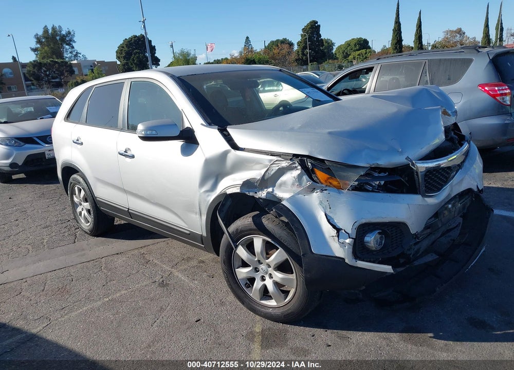 2013 KIA SORENTO LX VIN: 5XYKT4A16DG396238