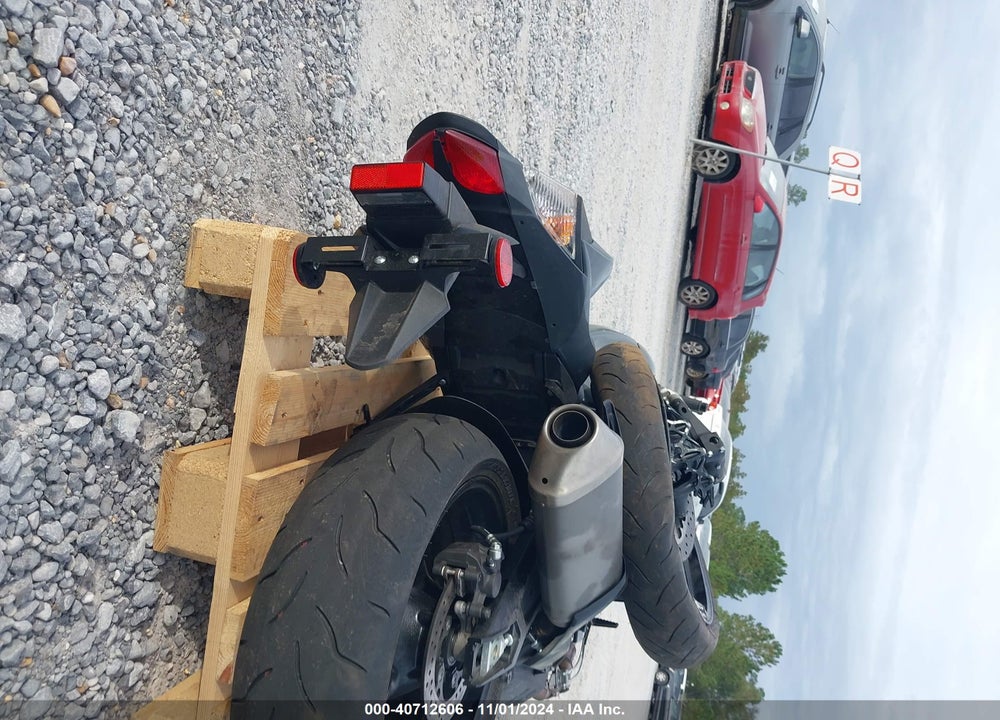 2025 SUZU GSXR750 VIN: JS1GR7MA4S7100039