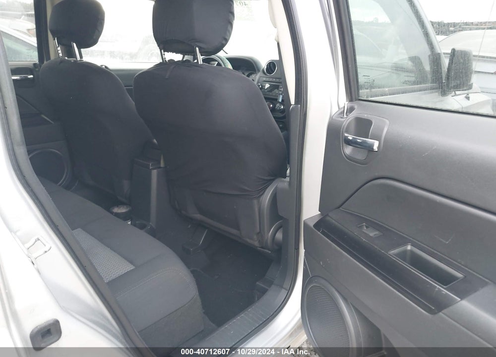 2010 JEEP PATRIOT SPORT VIN: 1J4NT1GA7AD676628