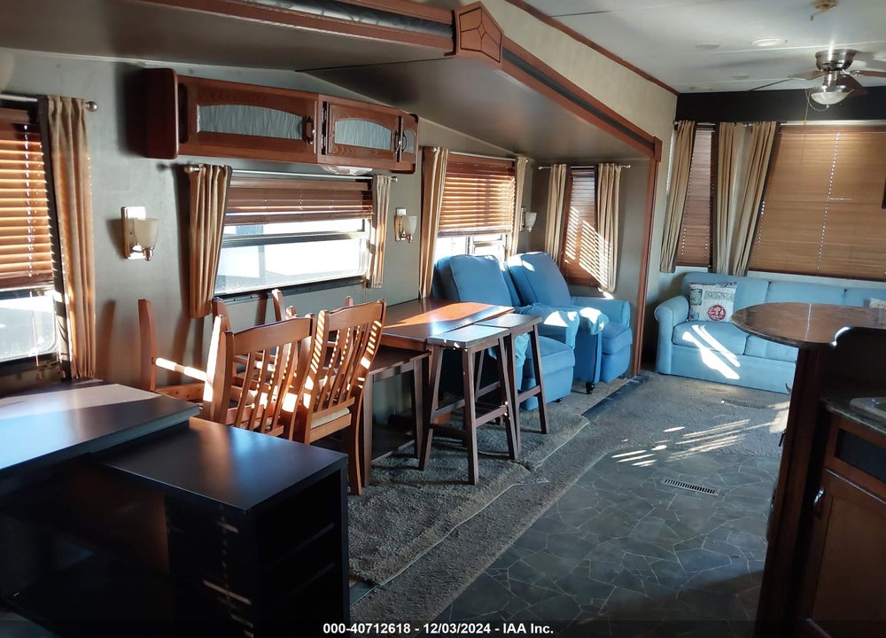 2015 KEYSTONE RV OTHER VIN: 4YDT39F26E7260450