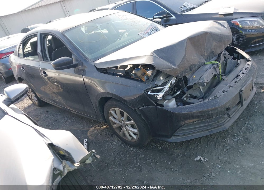 2015 VOLKSWAGEN JETTA 1.8T SE VIN: 3VWD17AJ2FM320101