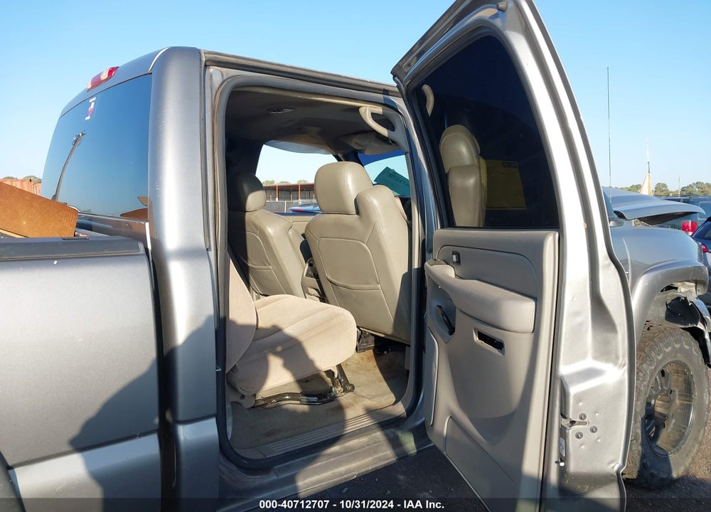 2006 CHEVROLET SILVERADO 1500 LT2 VIN: 2GCEK13T961225834