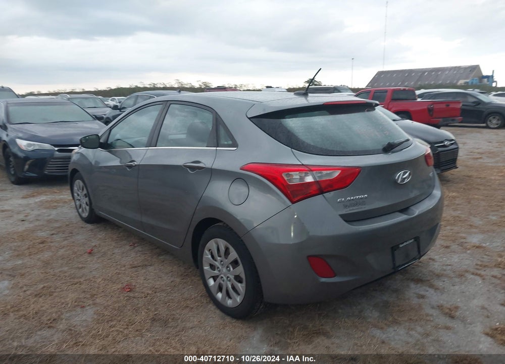 2017 HYUNDAI ELANTRA GT VIN: KMHD35LH2HU347093