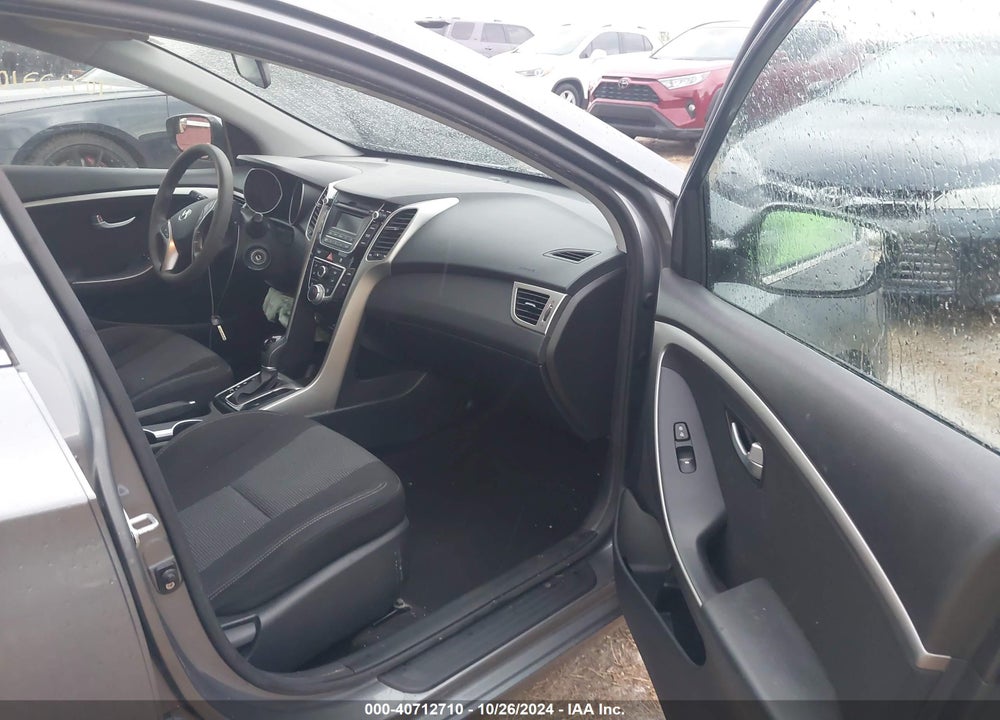 2017 HYUNDAI ELANTRA GT VIN: KMHD35LH2HU347093