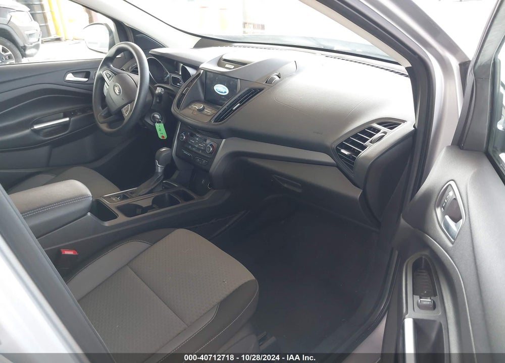 2017 FORD ESCAPE SE VIN: 1FMCU9GD9HUA83250