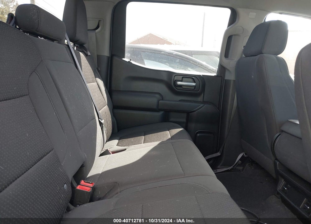 2021 CHEVROLET SILVERADO 1500 4WD  SHORT BED CUSTOM/4WD  STANDARD BED CUSTOM VIN: 1GCPYBEK1MZ257179