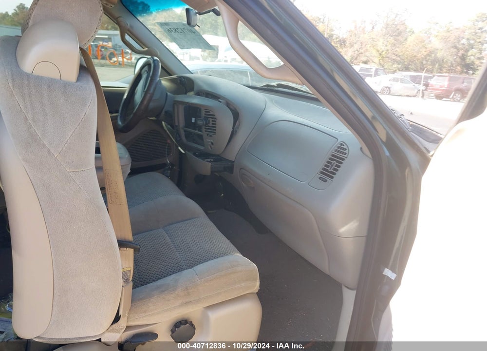 2001 FORD F-150 LARIAT/XL/XLT VIN: 1FTRX18W71NB26572