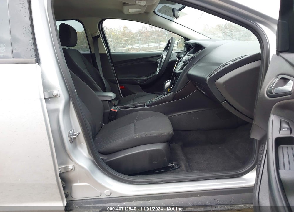 2015 FORD FOCUS SE VIN: 1FADP3F2XFL217544