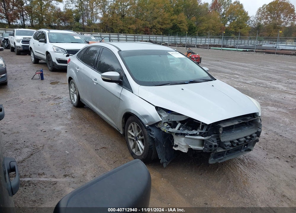 2015 FORD FOCUS SE VIN: 1FADP3F2XFL217544