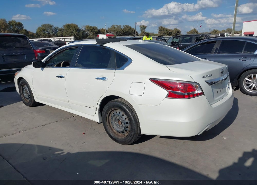 2014 NISSAN ALTIMA 2.5 S VIN: 1N4AL3AP9EN231228